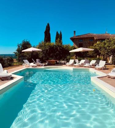 Villa Tre Laghi Vista Paradiso Piscina acqua salata provincia Perugia conf Toscana 22 posti