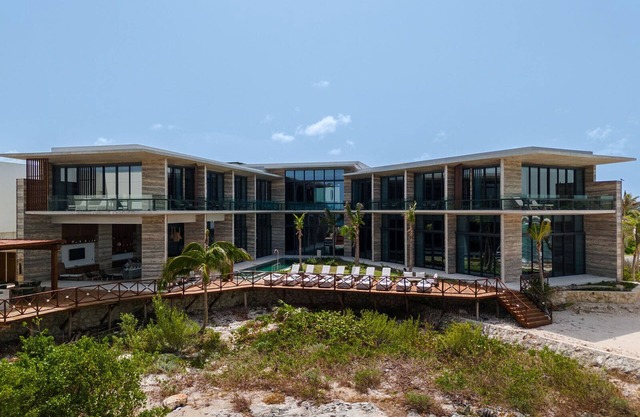 Villa Tulkal: 8BR Oceanfront Villa with Resort Amenities Near Tulum