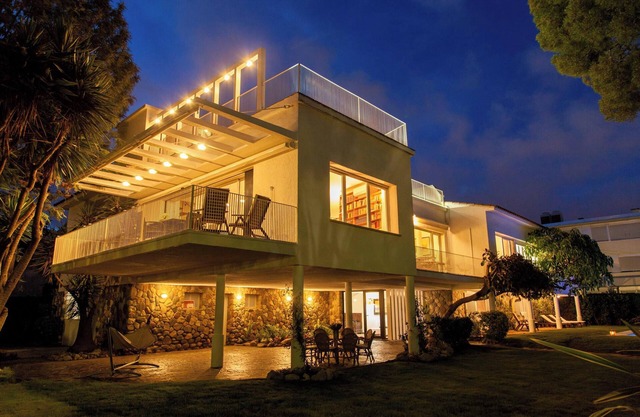 Villa Tupinetti with Sea View, Pool & Wi-Fi