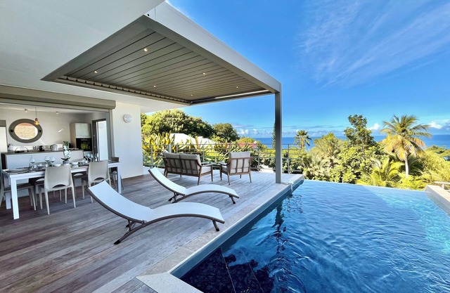 Villa Vanille, sea view and islet with swimming pool