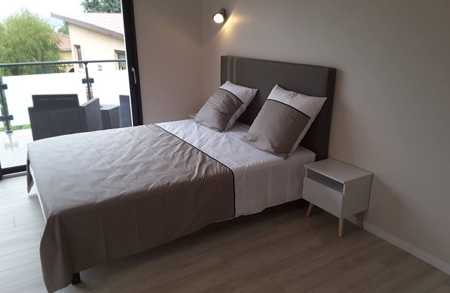 Villa'vi Lyon Est Chambres d'Hôtes