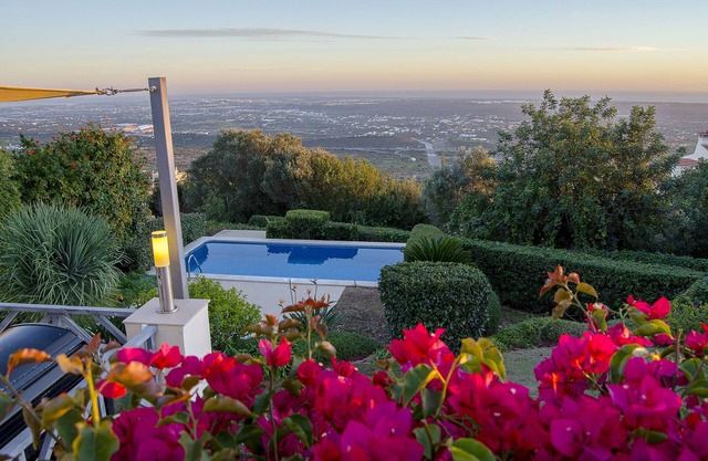 Villa Vista | 4 Bedrooms | Beautiful Panoramic Views | Goldra