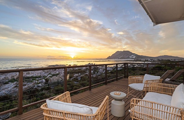 Villa Vista - Four Bedroom House, Sleeps 8