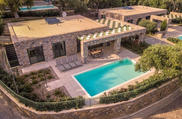 Villa Volute - Three Bedroom Villa, Sleeps 6