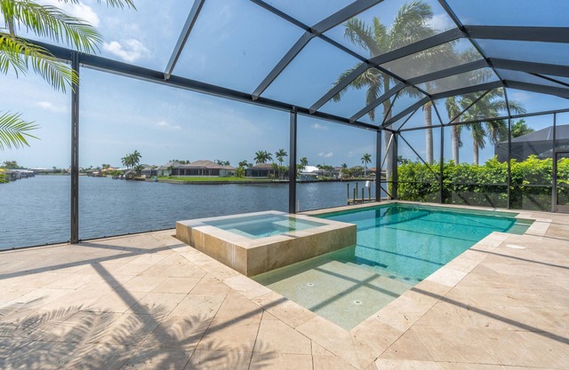 Villa Waterview with pool and spa SW Cape Coral