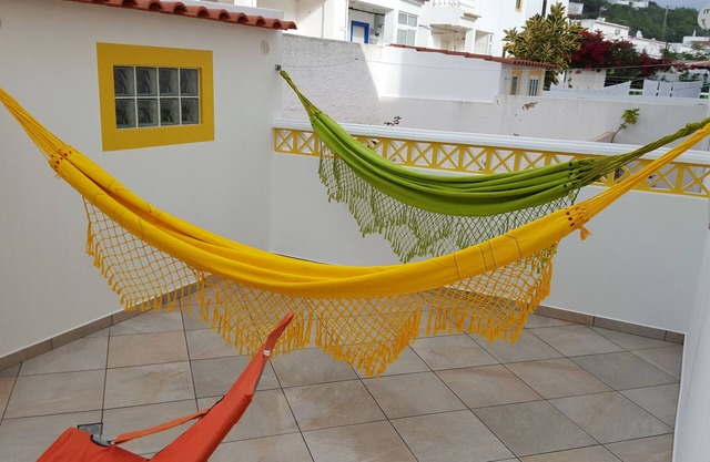 Villa with 3 bedrooms, 2 full bathrooms and terrace. Completely Renovated.
