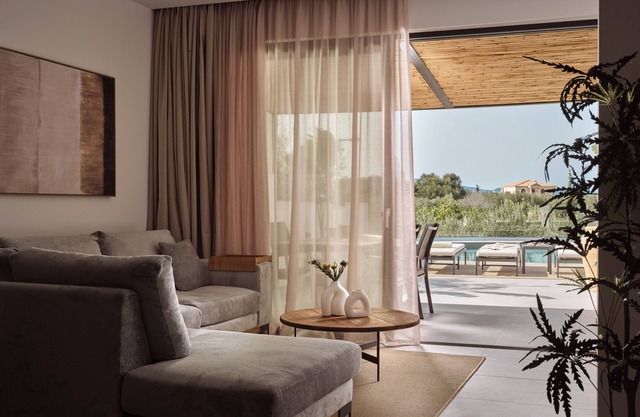 Villa with beautiful view and breathtaking sunset.