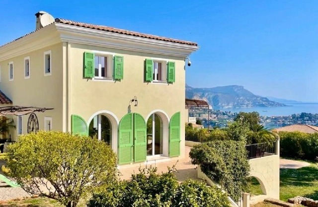 Villa with exceptional views of the French Riviera