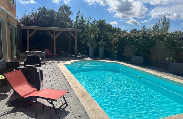 Villa with pool in the heart of the Golf de Béziers