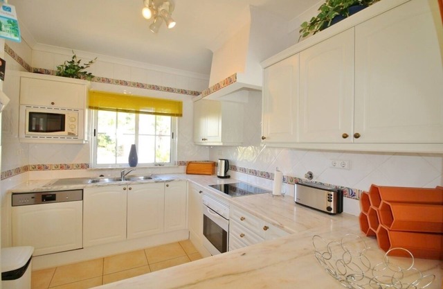 Villa with Private Heatable Pool on Golf Course