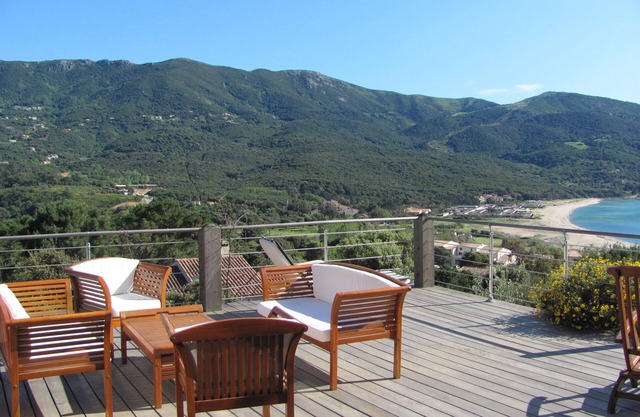 Villa with sea and mountains in the Gulf of Liscia