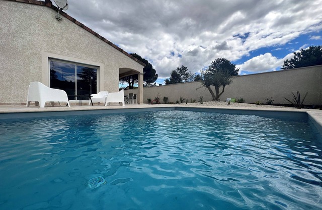 Villa with swimming pool Drome Provençale
