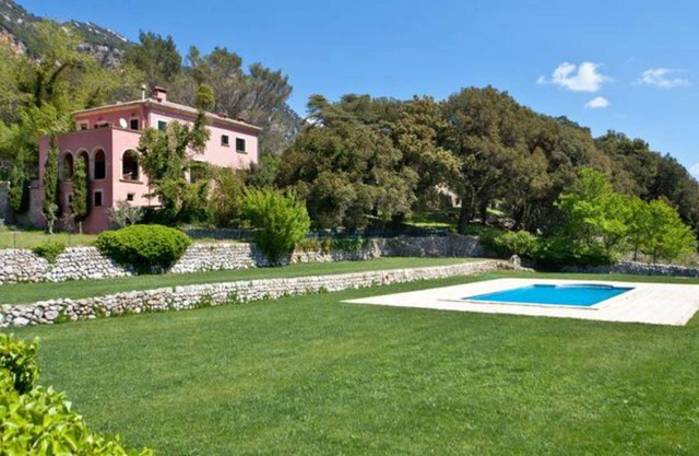 Villa with swimming pool in the heart of the Tramuntana Mountains