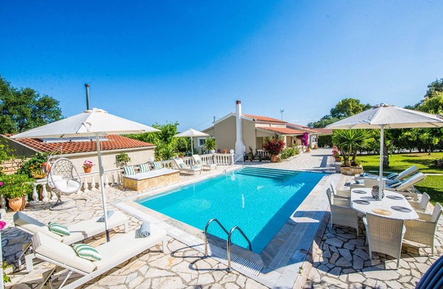 Villa Ζapphira Peritheia Corfu