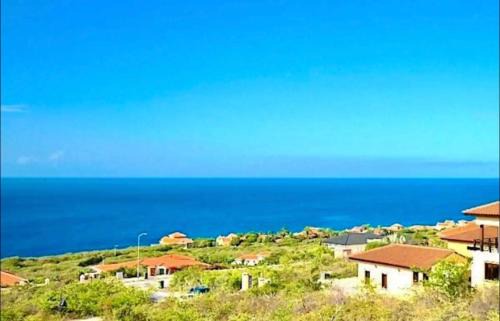 VillaDelSol-Ocean Front Resort-Pool-up to 8 Guests-Walk to the Beach