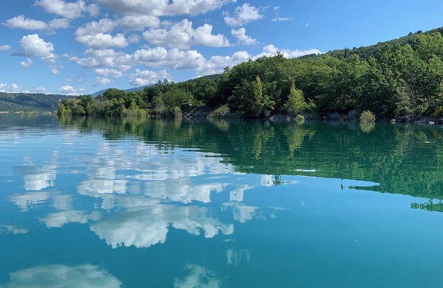 Village house on the shores of Lake Sainte Croix-Gorge du Verdon