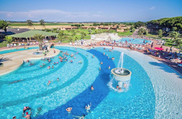 Village with pool in Montalto Marina