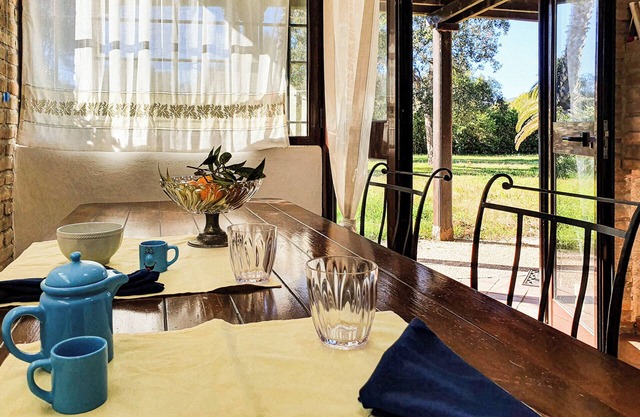 'Villetta Baia di Mola' with Wi-Fi, A/C & Garden