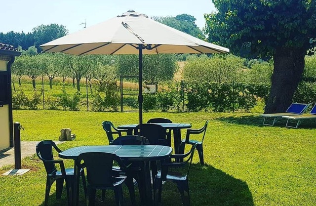 Villetta sui colli nelle Marche, Relax e privacy a 7 km dal mare