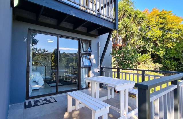 Vincent Valley Lodge