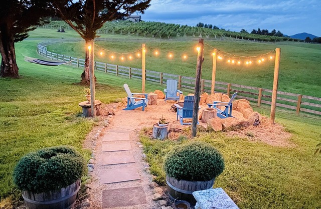 Vineyard Carriage House with High Speed Internet.