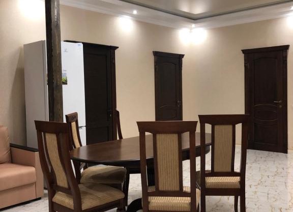 VIP HOME ON PROSPEKT LENINA