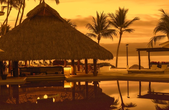 Vista Vallarta All Suites on the Beach