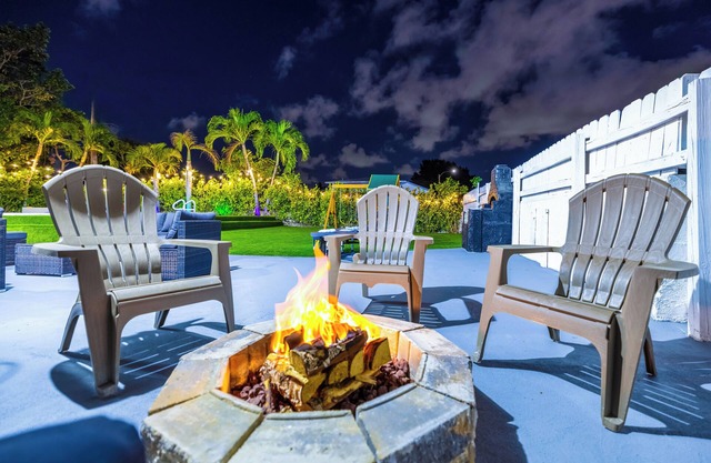 VIVA MIAMI VILLA 9Beds w Cinema, Disco, Pool, BBQ