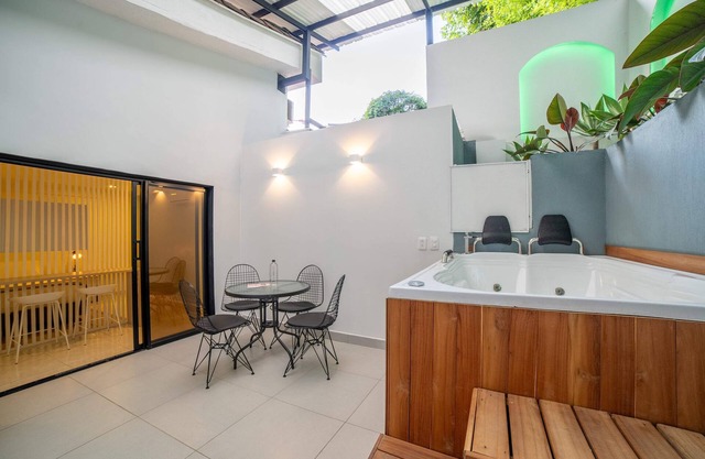 w*| Delightful loft with Jacuzzi n Terrace in El Poblado