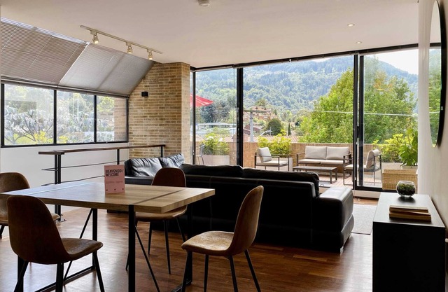 w* | Stunning 1BR with terrace in Santa Barbara