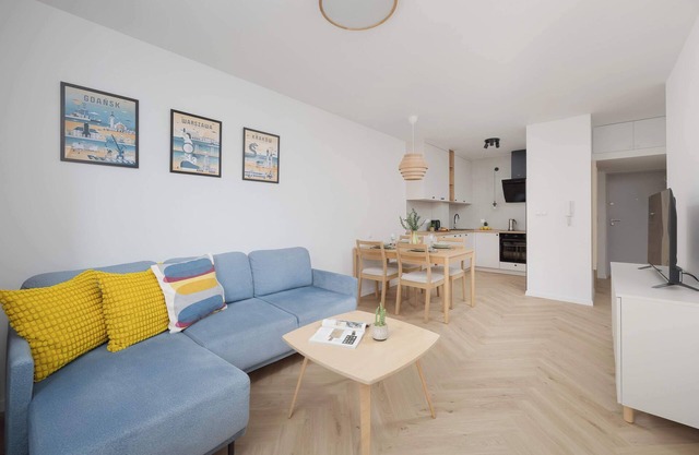 Wałowa 4 | Warsaw | Modern Apartment | Balcony | Old Town