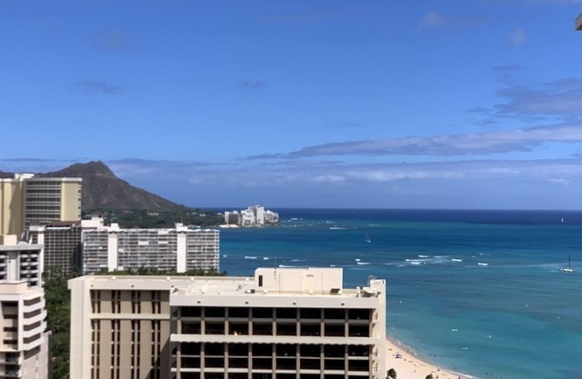 Waikiki Beach Ocean View 2-story spacious Penthouse with 2 BD & 2.5 Bath