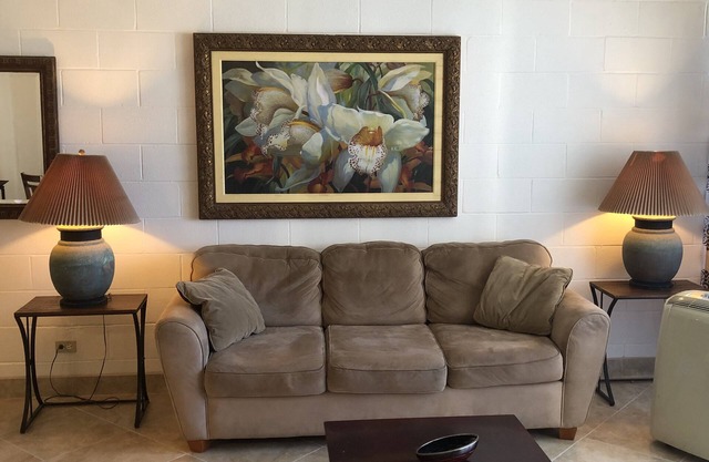 ~Waikiki~ LOWEST RATES IN AREA ~ 1 Bedroom ~ Fully Furn ~ Blocks to Beach ~