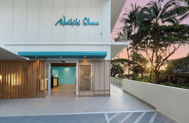 Waikiki Shore by OUTRIGGER