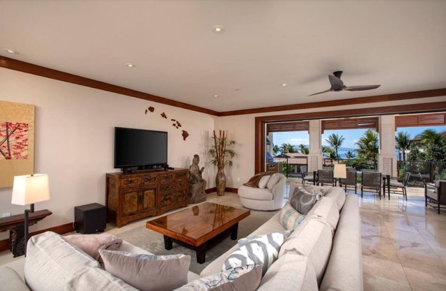 Wailea Beach Villas | F201