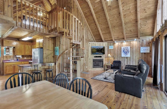 Walhalla Hwy Chalet S