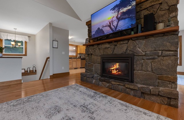 Walk to Lake George, the Village, & Halls Marina for Your Boat Rental!