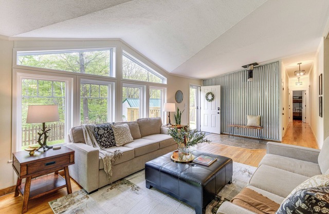 Walk to River: Loudonville Retreat w/Hot Tub!