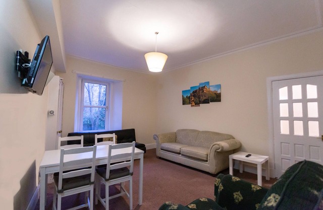 Warm&Welcoming City Centre Apartments by Meadows 3