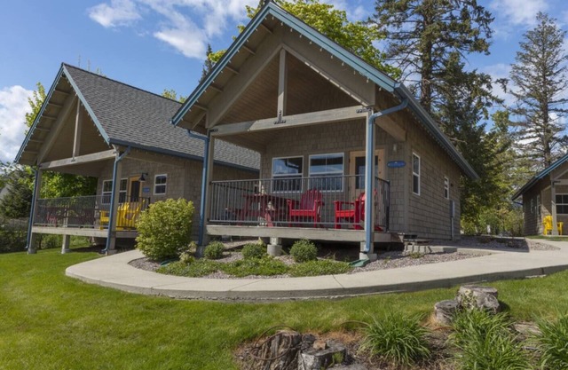 Watch golden sunsets and unwind in style at this romantic lakefront bungalow on Lake Pend Oreille