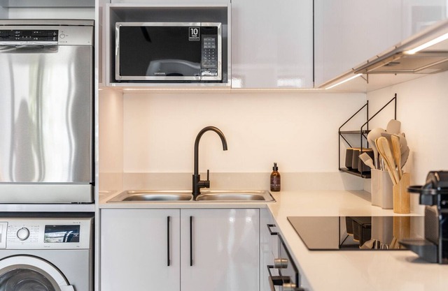 Water Pear Place - Spacious two bedroom apartment
