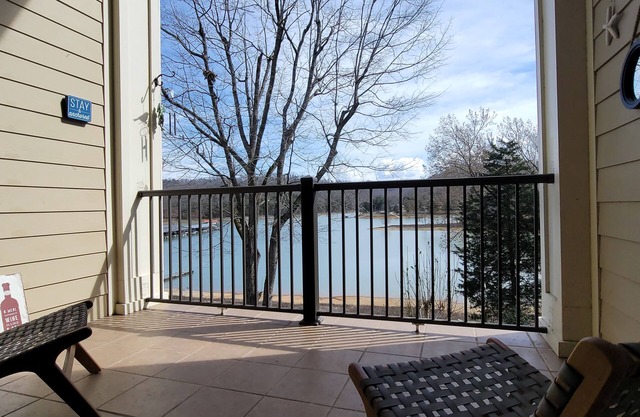 Water view condo w/free attraction tickets, a jetted tub, & fireplace