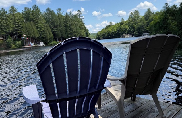 Waterfront Cottage in Baysville