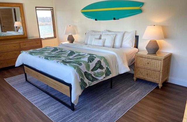 Waterfront: Enjoy Ocean Views on The Silver Lake: DISCOUNTS FOR LONGER STAY!