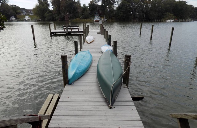 Waterfront estate - two residences, 6 beds, 4 kayaks, 1 sailboat, 6 charities