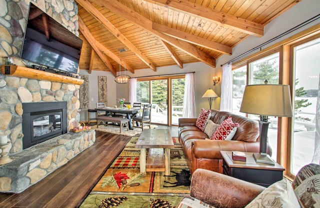 Waterfront Gull Lake w/Dock: Family Friendly!
