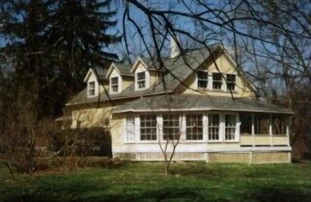 Waterfront Historic Home on FALL CREEK - Weekly rate same as 5 nights