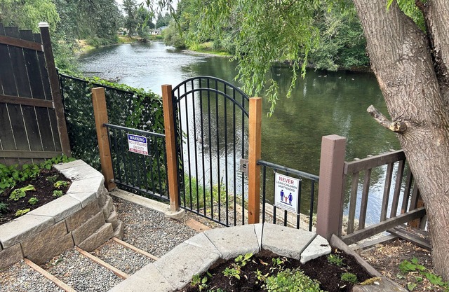 Waterfront Oasis-3BR Home-River Access + Full Yard