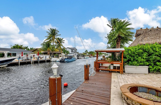Waterfront Paradise – Chic 3 BDR