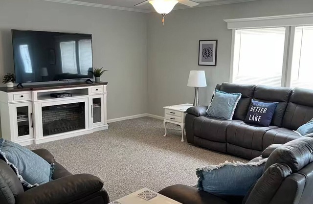 Waterfront retreat Port Clinton